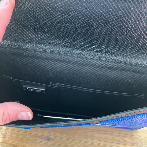 BCBG Black & blue geometric envelope with magnetic closure clutch mod punk glam - Picture 4 of 4